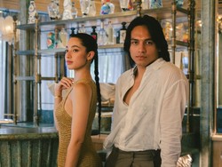 7 Gaya Modis Jefri Nichol & Kekasihnya Ameera Khan Eksis di Paris Fashion Week