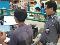 Warga Sidoarjo Sambat Cetak KTP Ribet, Dispendukcapil Buka Suara