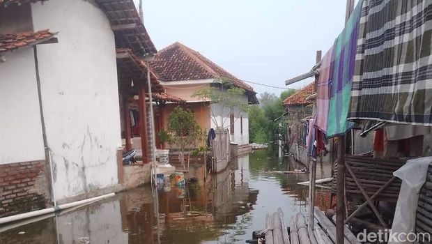 Kondisi di Desa Ambulu, Cirebon