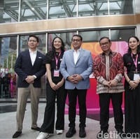 Jakarta X Beauty 2025 hadir sebagai acara kecantikan yang merayakan komunitas dan brand lokal Indonesia sejak tahun 2017. Tahun ini, event kecantikan ini sudah dilakukan untuk yang ke-9 kalinya, menjadikannya acara tahunan dunia kecantikan paling bergengsi.