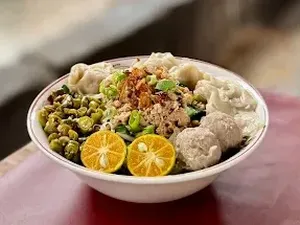 Sedap! 5 Mie Ayam Bangka Gerobakan yang Terkenal Murah Meriah