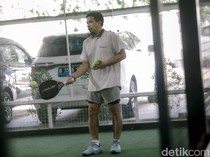 Servis Padel Masih Sering Salah? Ini Cara Benarnya Biar Nggak Fault