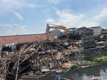 Pedagang Pasar Pacar Keling Direlokasi Imbas Proyek Jalan Tambang Boyo