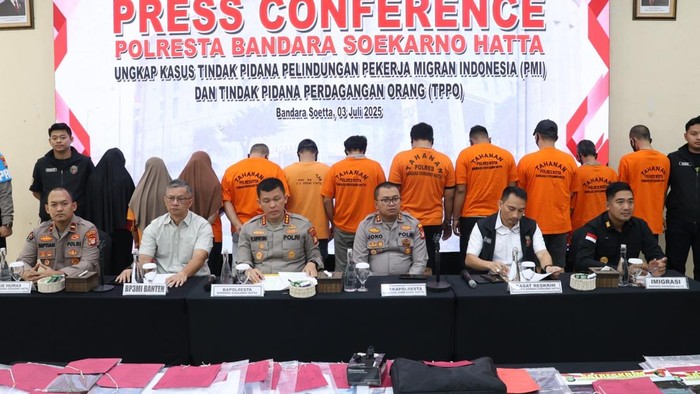 Polisi mengungkap penyalur calon pekerja migran Indonesia (CPMI) nonprosedural (ilegal) ke Kamboja mencoba mengelabui petugas dengan menggunakan visa turis. (dok Istimewa)
