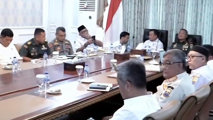 Rakor Monitoring Karhutla bersama BNPB melalui via zoom