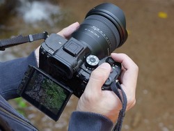 Review Lensa Samyang 14-24mm f/2.8