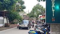 Kondisi serupa juga terjadi di salah satu warkop di Jalan Emmy Saelan, Makassar. Foto: (Muh. Siddiq Sholeh Sandi/detikSulsel)