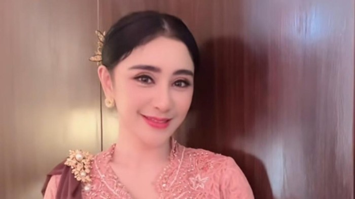 uut permatasari uut permatasari