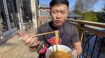 YouTuber Rating 10 Mie Instan Terenak di Dunia, Nilai Indomie Berapa?