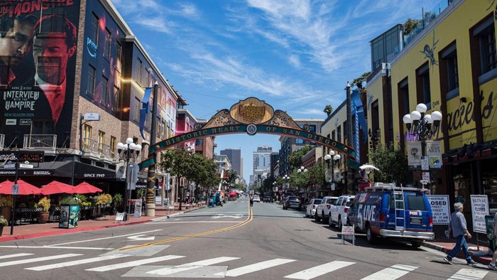 10 Kota Terbaik di Amerika Ini Wajib Dikunjungi, Minimal Sekali Seumur Hidup! Dari kota penuh sejarah hingga pusat inovasi modern, inilah 10 kota terbaik di Amerika yang wajib kamu kunjungi minimal sekali seumur hidup!