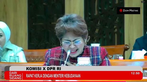Anggota Komisi X DPR Mercy Chriesty Barends
