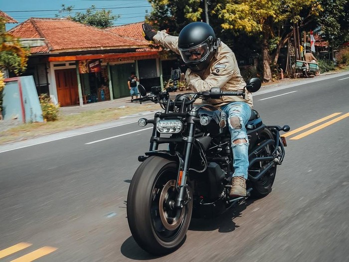 Ariel NOAH Ariel NOAH motoran.