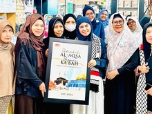 Perjalanan Batin Ayu Aida Dalam Tulisan Seberkah Al Aqsa Sesuci Kabah