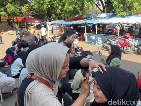 Beredar video viral ide bisnis jasa salon alis keliling bisa menjadi inspirasi.