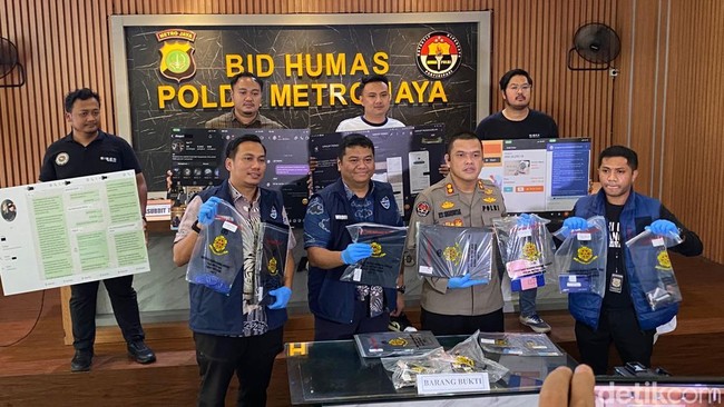 Terbongkar Modus Sindikat Love Scam Pakai Foto Selebgram Malaysia