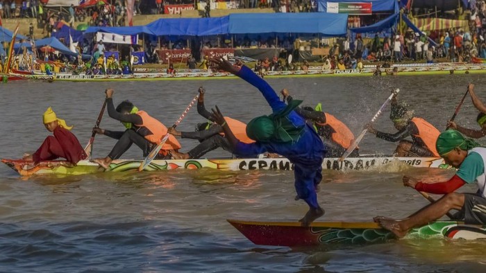 Event pacu jalur. (Foto: Dok Dinas Pariwisata Riau)
