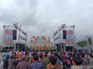 Jadwal dan Rangkaian Festival Gunung Slamet 2025, Minggu Ada Perang Tomat