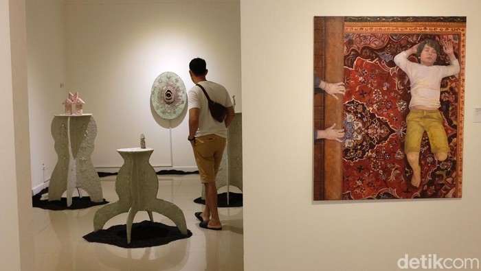 Pameran Kids Biennale Indonesia 2025 tampilkan 142 karya anak usia 6–17 tahun. Tema “Tumbuh Tanpa Takut” angkat isu penting dalam masa tumbuh kembang.