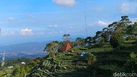 Salah satu spot foto favorit di Raga Kopi Kuningan