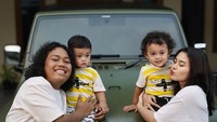 Tapi mereka bingung nih mau ngasih nama mobil barunya apa. Foto: dok instagram Marshel Widianto dan Cesen
