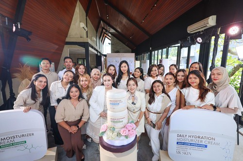 Brand kecantikan lokal MK SKIN resmi mengumumkan peluncuran dua produk terbaru mereka di acara bertajuk A Moisture Sensory Experience.