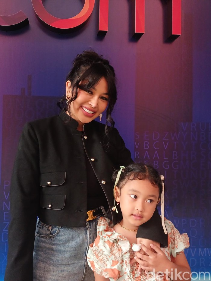 Mutia Ayu dan Gewa