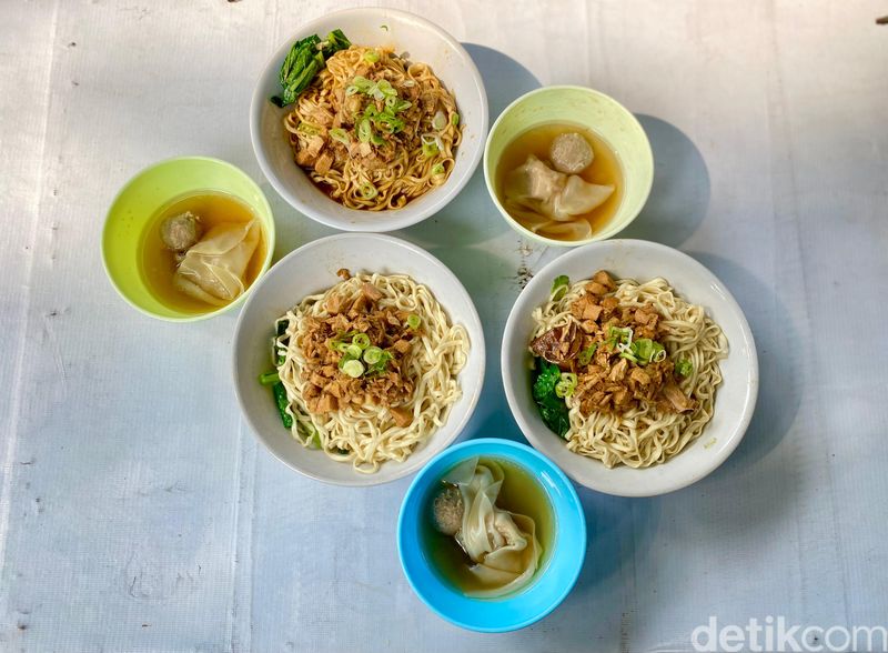 Nikmatnya Mie Ayam Pak Loso di Menteng, Harga Hanya Rp 15 Ribu