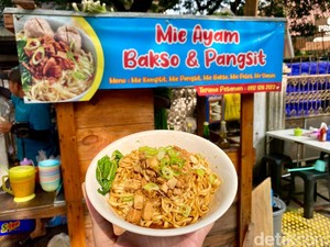 Nikmatnya Mie Ayam Pak Loso di Menteng, Harga Hanya Rp 15 Ribu