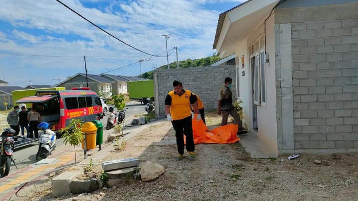 Warga di Kota Palu, Sulawesi Tengah (Sulteng), dibuat geger dengan penemuan mayat pria berinisial KH di Hunian Tetap (Huntap) II Tondo