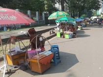 Duka Pedagang Kerak Telor di PRJ: Tahun Ini Omzet Turun, Belum Balik Modal