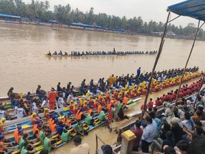 Tim Raga Hadir di Tepian Rajo, Pacu Jalur Rayon III Berjalan Aman
