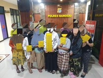 Polisi Gerebek Arena Judi Remi di Banggai, 13 Pria-7 Emak-emak Diamankan