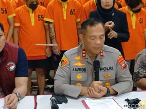 Polda Kepri Tangkap Oknum KSOP-Warga Asing Terkait Ribuan Liquid Vape Etomidate