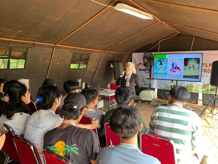Potret Puluhan Siswa Ikut Workshop Pembuatan Film di Ragunan