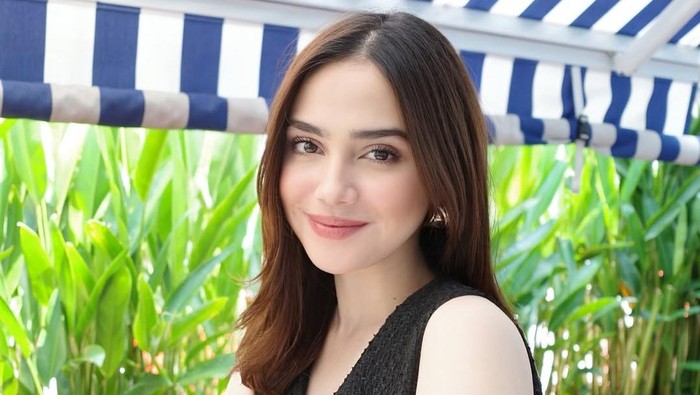 Syifa Hadju