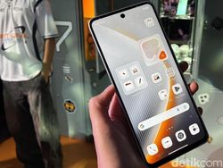 Menggenggam Tecno Pova 7 Series yang Gayanya Makin Futuristik
