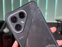 Menggenggam Tecno Pova 7 Series yang Gayanya Makin Futuristik