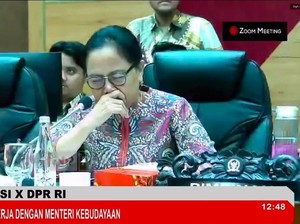 Air Mata Legislator Perempuan Bela Korban Kekerasan Seksual 98