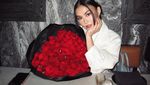 Potret Agnez Mo Saat Sarapan dan Makan Malam Romantis