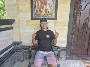 Agung Ketut Rai, Penjual Kelapa Jadi Idola Pop Bali Lewat Timpal Sirep