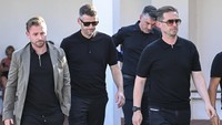 Bos Liverpool, Michael Edwards, juga melayat langsung penyerang The Reds (Foto: Octavio Passos/Getty Images)