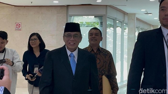 Indroyono Soesilo akan menjalani fit and proper tes calon duta besar di DPR RI