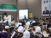 Gubernur NTT Sambut Kedatangan 612 Jemaah Haji
