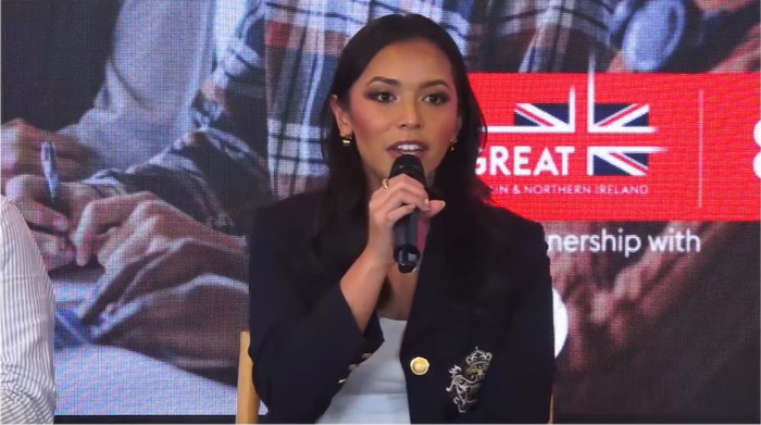 Karisa Hermawan lulusan S1 dan S2 Cardiff University, Wales, Inggris Raya saat membagikan pengalamannya dalam acara Study UK: Pre-departure Briefing (PDB) 2025 di Ganara Art Space, Plaza Indonesia, Jakarta, Sabtu (5/7/2025).