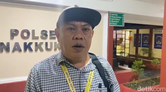 Ketua Tim URC PPA Kota Makassar, Makmur Payabo.