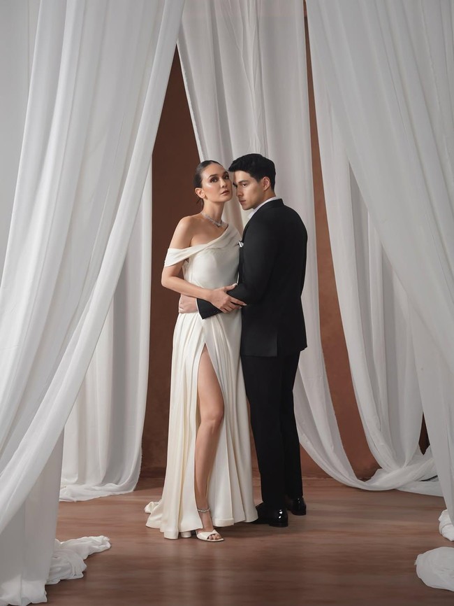 7 Inspirasi Foto Pre-wedding Gaya Elegan dari Luna Maya dan Maxime Bouttier 7 Inspirasi Foto Pre-wedding Gaya Elegan dari Luna Maya dan Maxime Bouttier