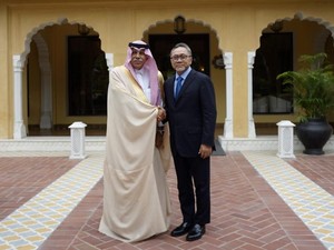 Ini Dia Orang Kepercayaan MBS yang Sambut Prabowo di Arab Saudi