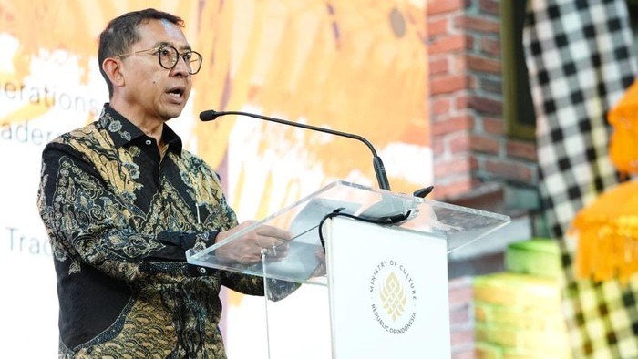 Menbud Fadli Zon