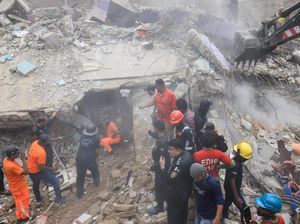 27 Jasad Ditemukan Tim Penyelamat Pakistan di Lokasi Gedung Apartemen yang Ambruk