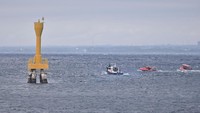 Hingga hari ini, area pencarian diperluas hingga 141,4 nautical mile (NM) persegi di wilayah perairan dan 269,38 kilometer persegi untuk area pencarian udara, guna meningkatkan peluang menemukan korban maupun serpihan kapal. ANTARA FOTO/Fikri Yusuf